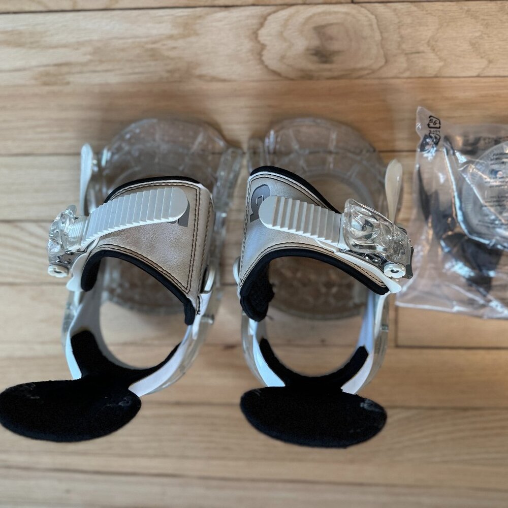 Burton Kids Mini Grom Bindings White Clear